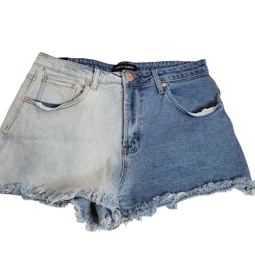 Two-Tone Denim Frayed Hem High-Waisted Shorts Size 11 Almost Famous
